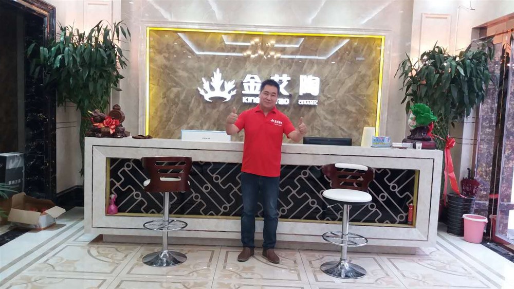 河南濮阳市J9集团直营瓷砖总代理杨国强