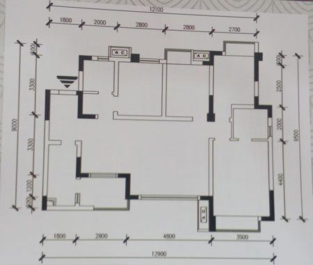 本单元的设计新中式风格摒弃古典中国风的陈旧与拘泥，取而代之的是现代时尚创意设计。适合追求一种沉稳、舒服、放松的生涯空间的人群。