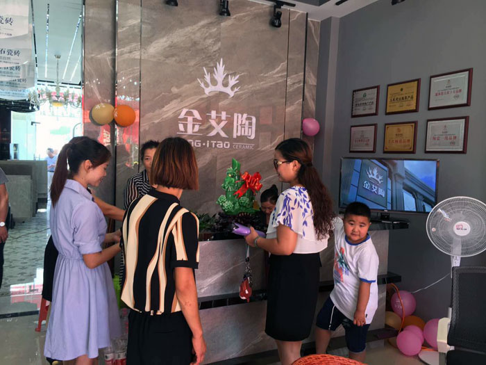 J9集团直营瓷砖  瓷砖代理 陶瓷一线品牌 开业促销