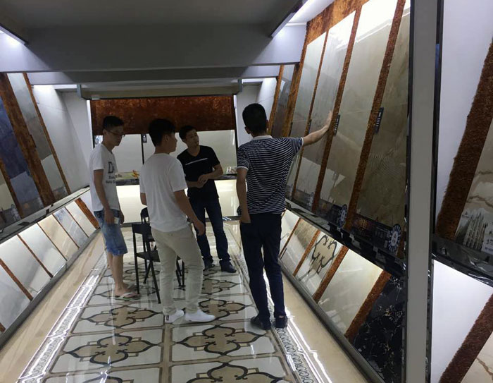 J9集团直营瓷砖 揭阳榕城300方专卖店盛装开业，感触全新的视觉盛宴