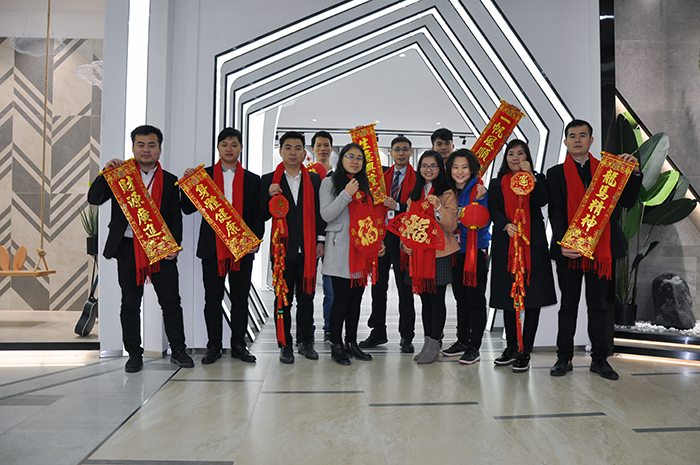 J9集团直营2017年终总结暨赞美大会盛大召开