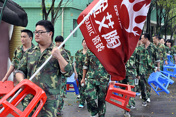 2013年8月J9集团直营拓展训练