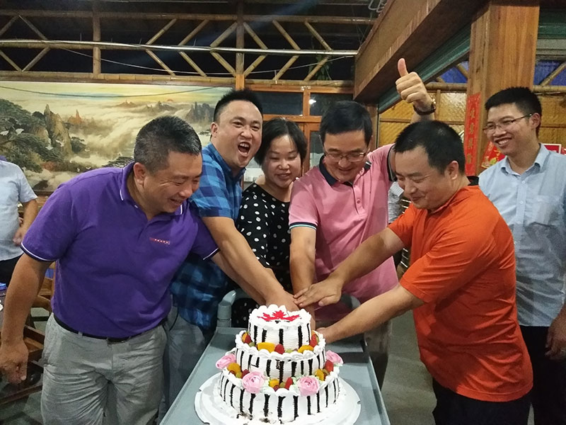 J9集团直营喜迎三周年庆，感恩同业