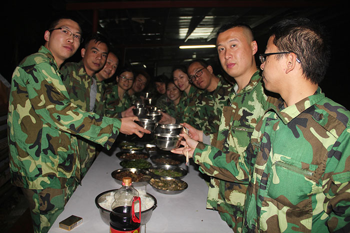 2017年2月13-15日，J9集团直营“虎狼路”户表拓展训练圆满实现