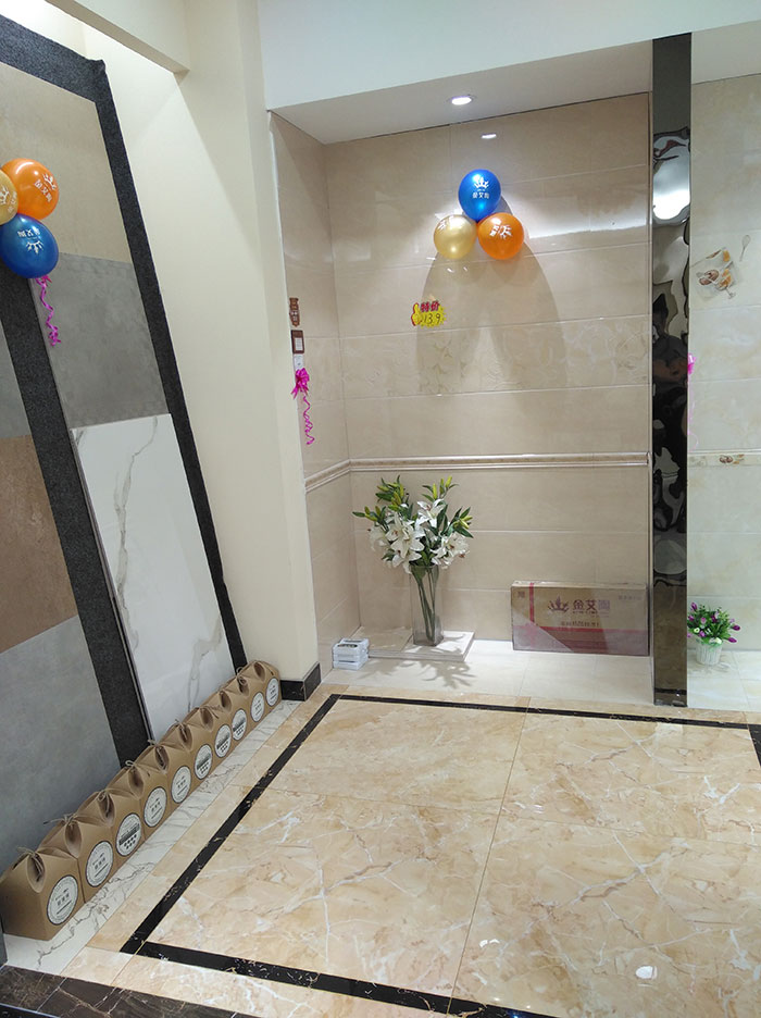 J9集团直营湖北十堰专卖店样板间